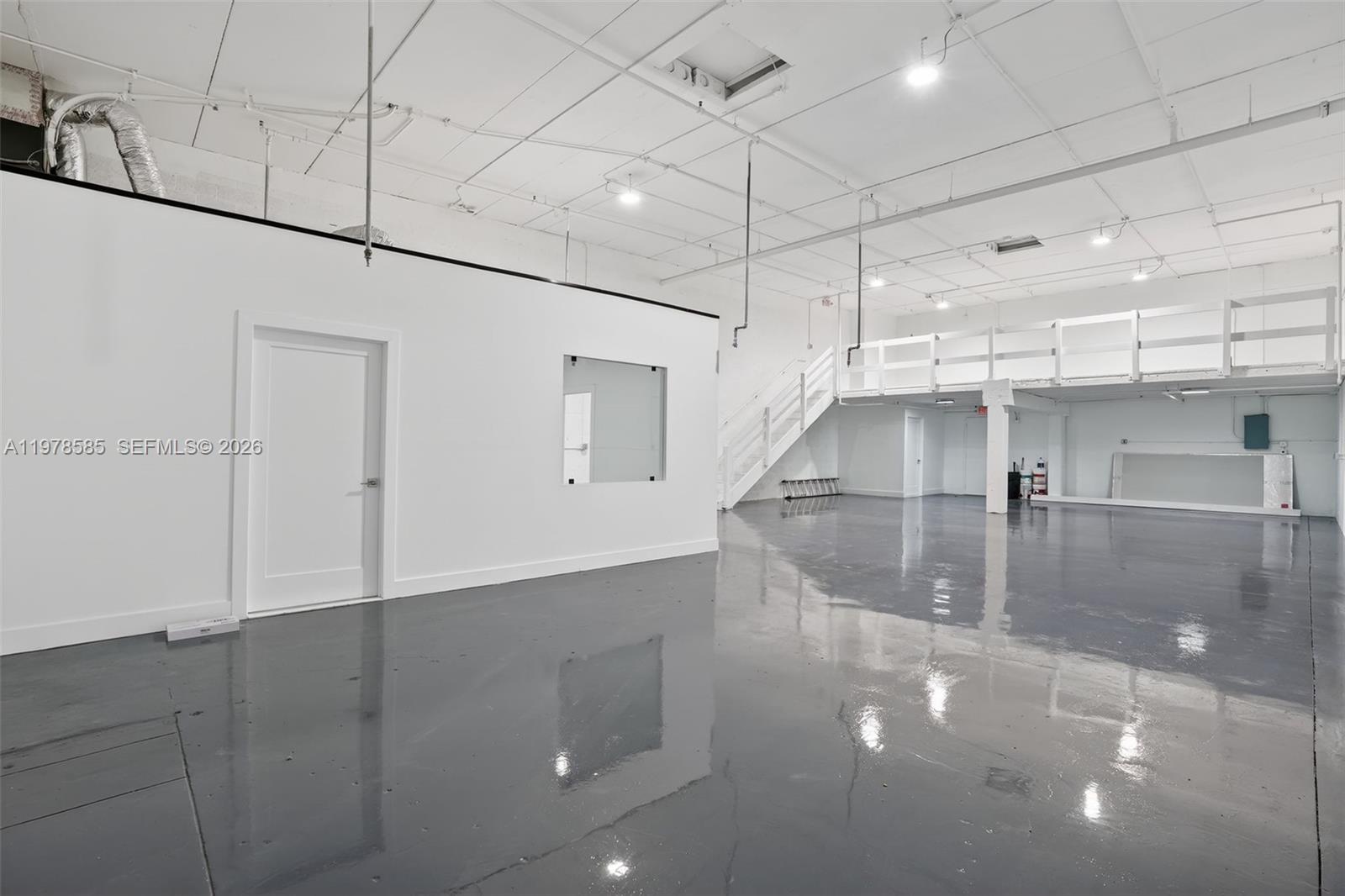 119  /   sq. ft. $ 2026-03-07 0 foto