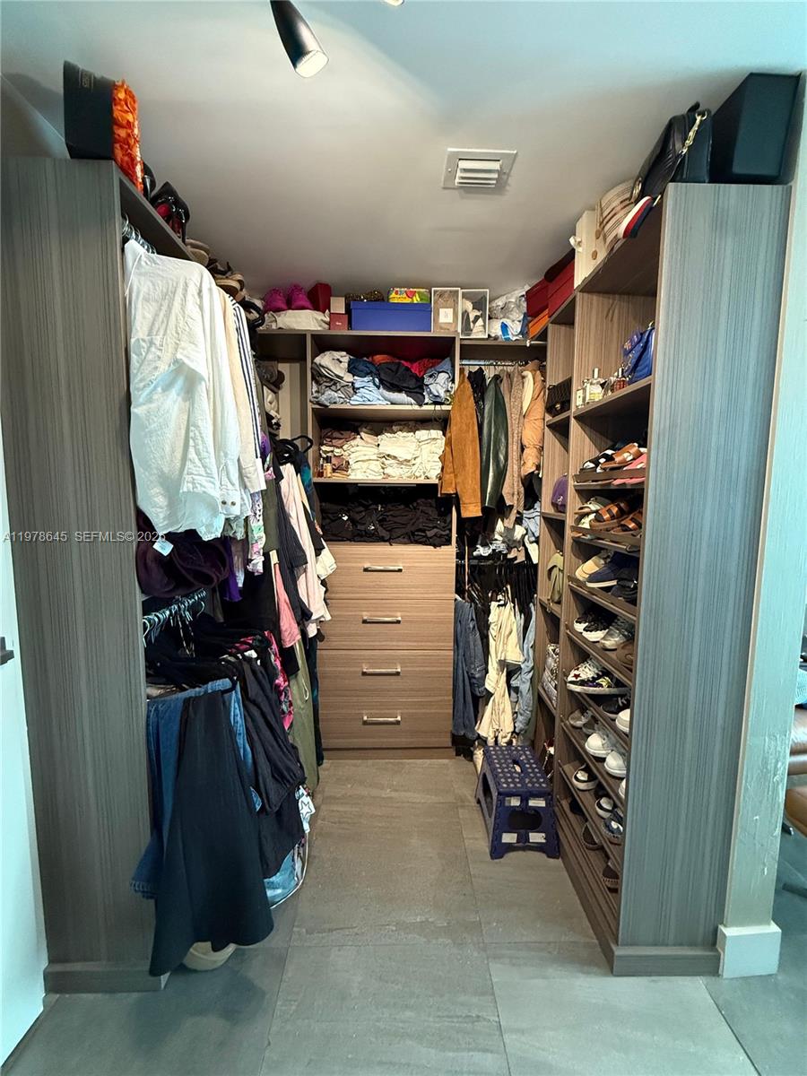 Photo of 1080 Brickell Ave  #2109, Miami, Florida, 33131 - 