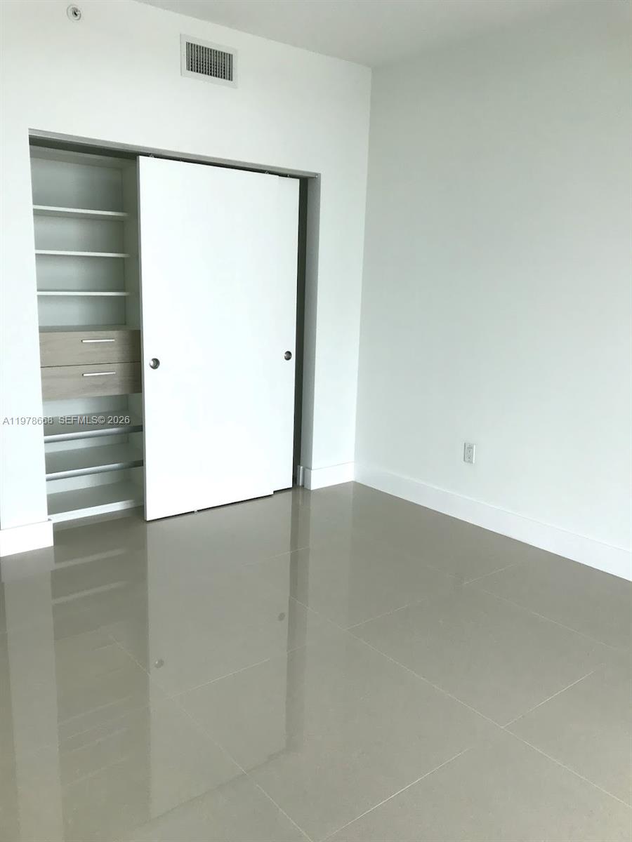 Photo of 17111 Biscayne Blvd #408, North Miami Beach, Florida, 33160 -