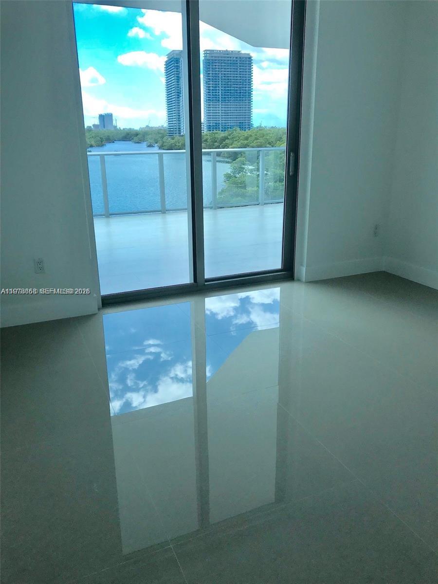 Photo of 17111 Biscayne Blvd #408, North Miami Beach, Florida, 33160 -