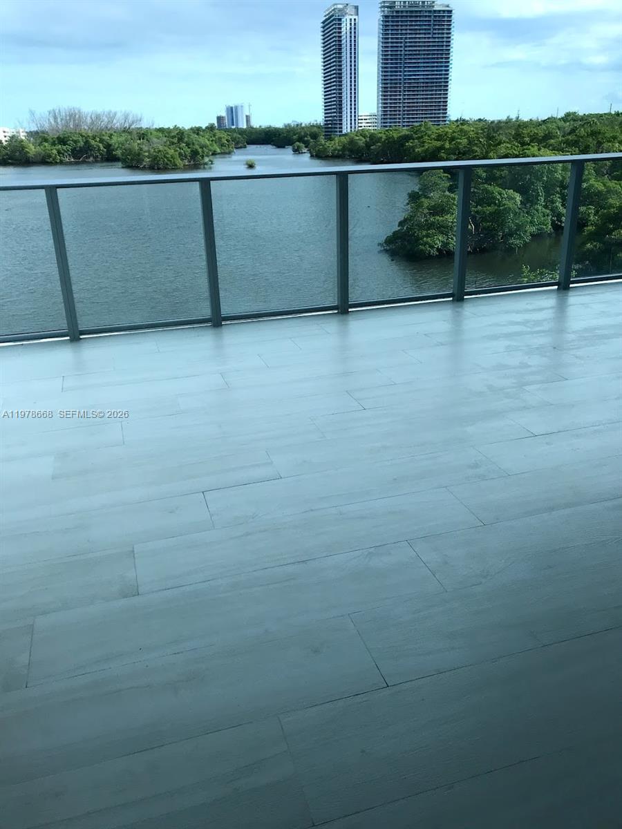 Photo of 17111 Biscayne Blvd #408, North Miami Beach, Florida, 33160 -