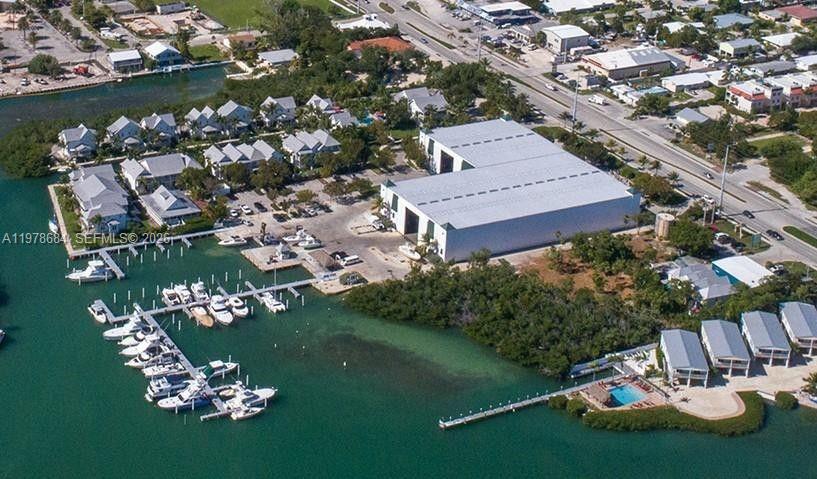 Подробнее / кв.футов $ 2026-03-07 0 Фото