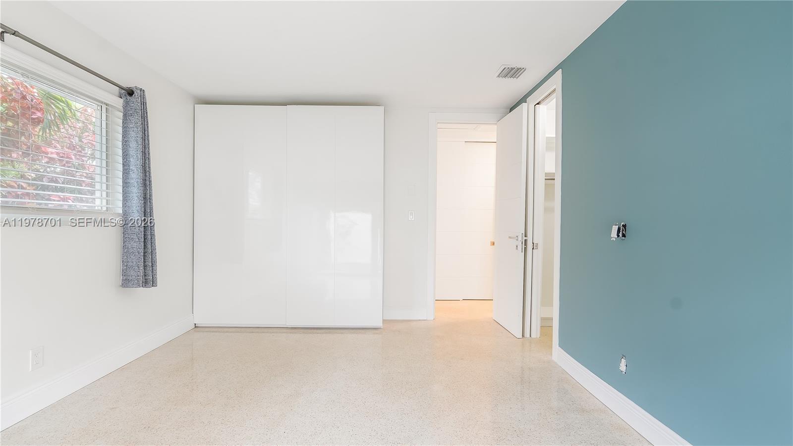 Подробнее / 2377 кв.футов $ 2026-03-10 0 Фото