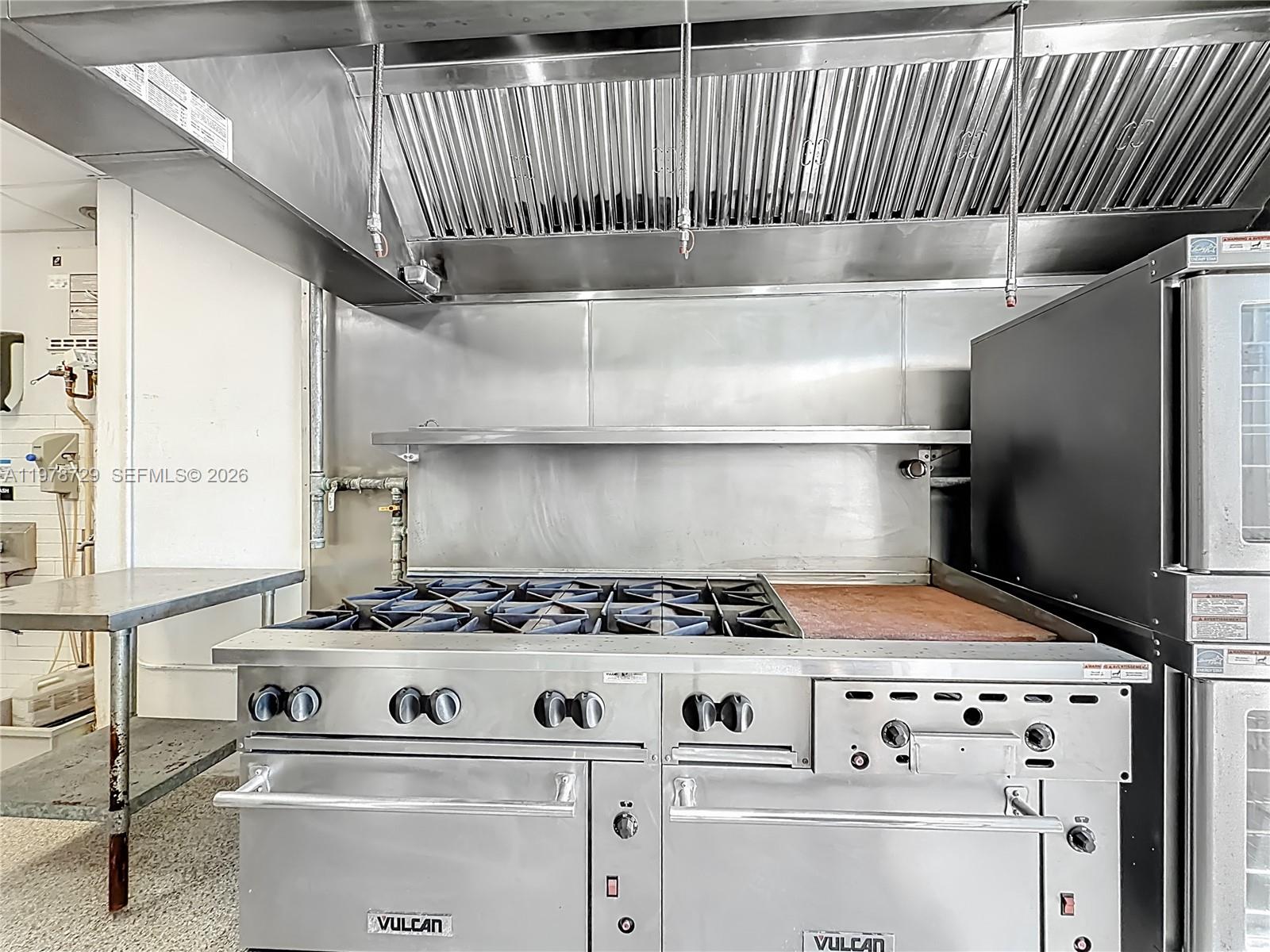   /   sq. ft. $ 2026-03-08 0 foto