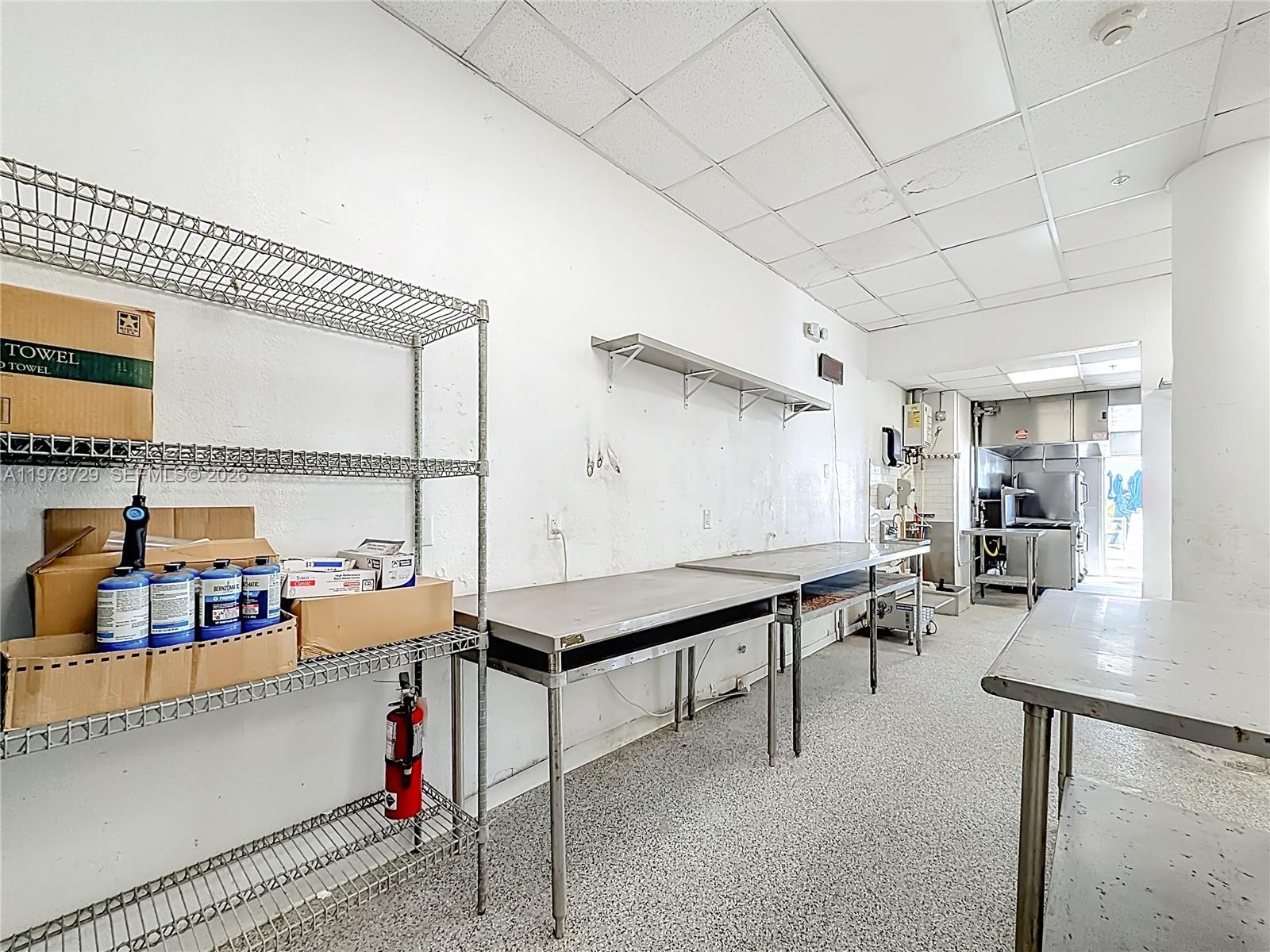   /   sq. ft. $ 2026-03-08 0 foto