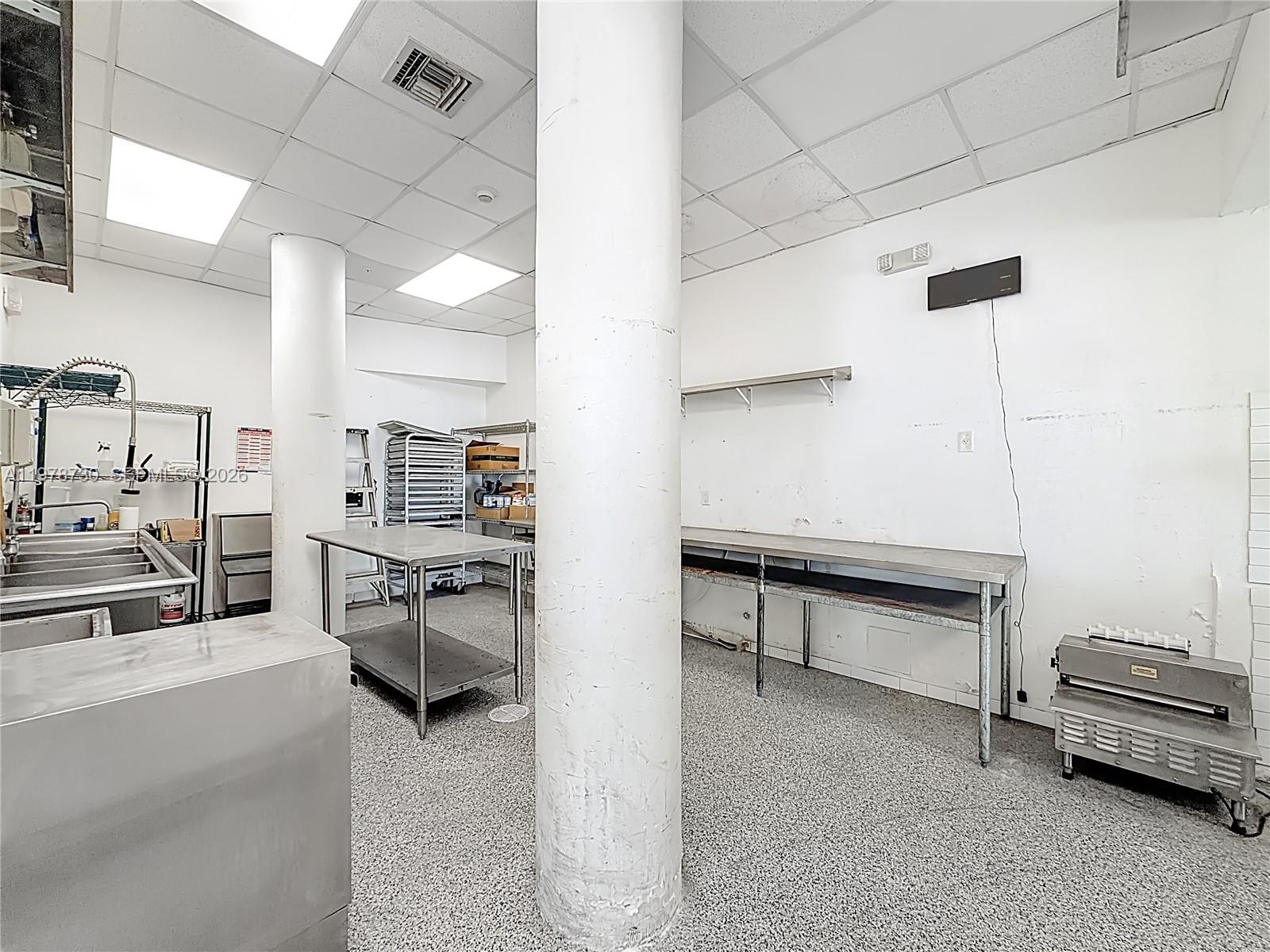 Ver detalles / sq. ft. $ 2026-03-08 0 foto