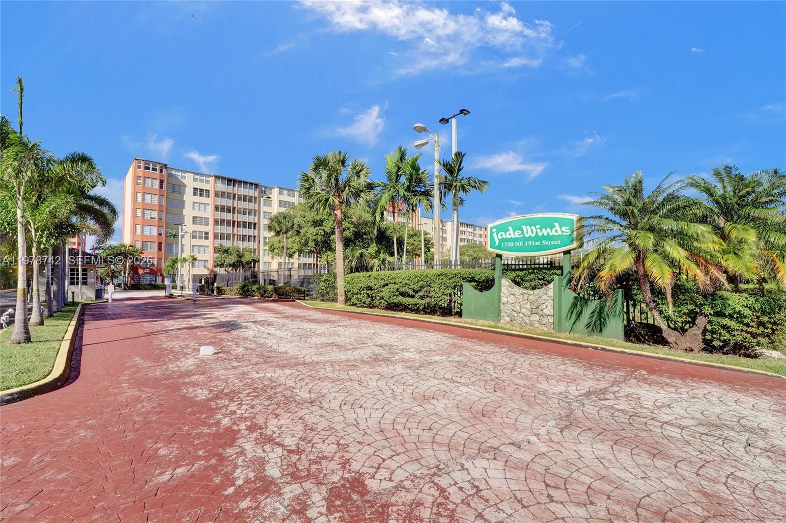 1750 2 / 2 1036 sq. ft. $ 2026-03-08 0 foto