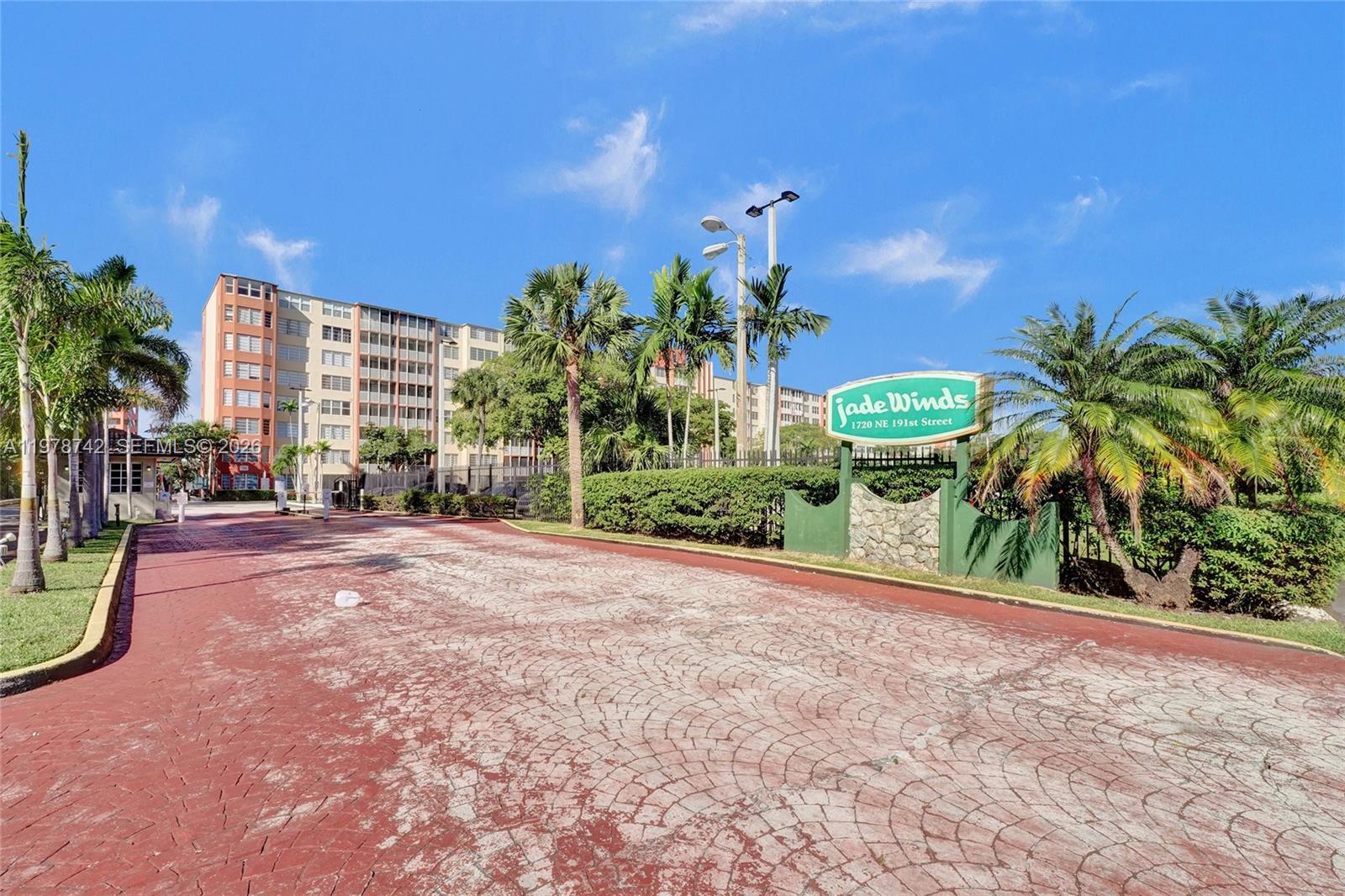 1750 2 / 2 1036 sq. ft. $ 2026-03-08 0 foto