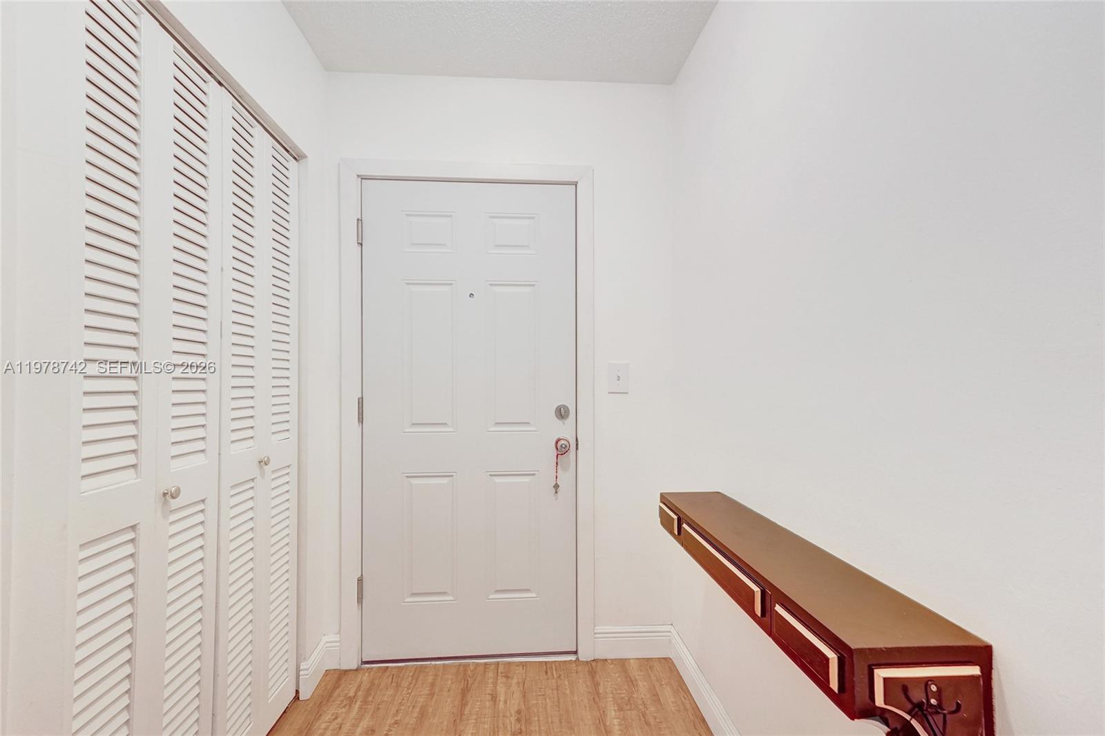 1750 2 / 2 1036 sq. ft. $ 2026-03-08 0 foto