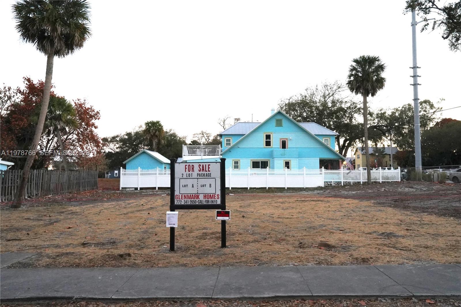   /   кв.футов $ 2026-03-08 0 Фото