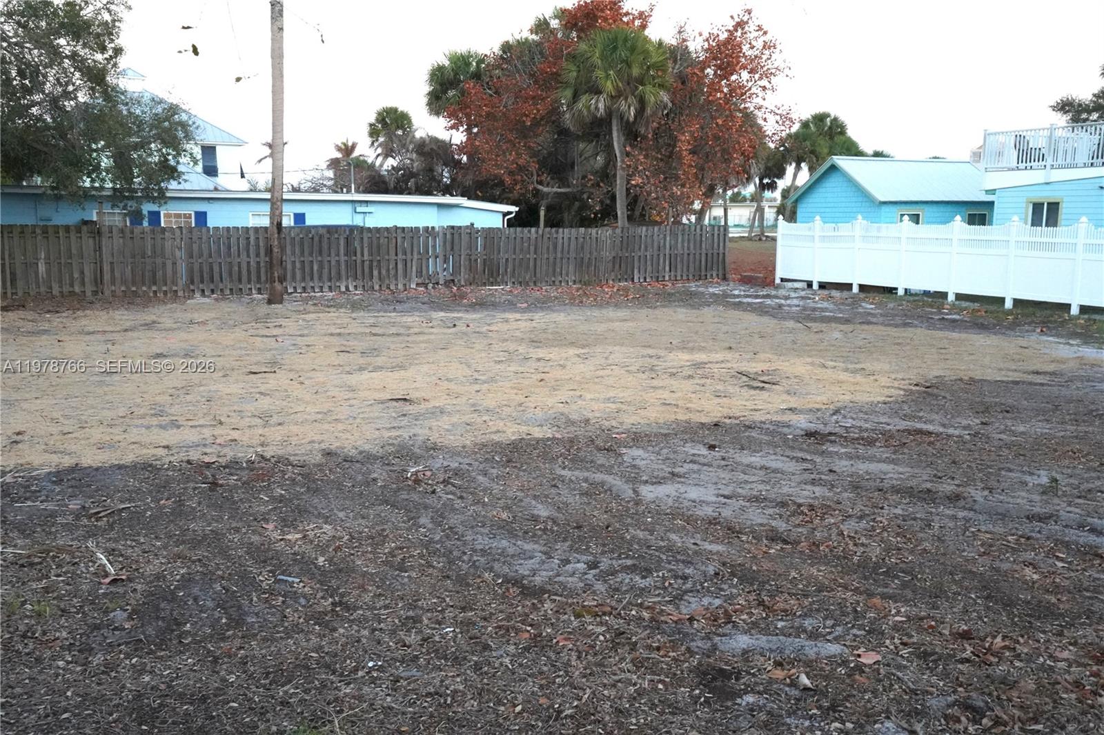   /   кв.футов $ 2026-03-08 0 Фото