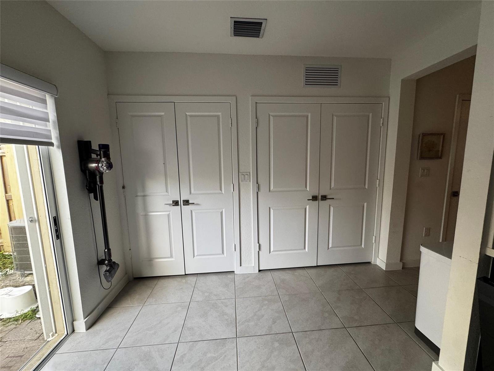 476 2 /  1208 sq. ft. $ 2026-03-24 0 foto