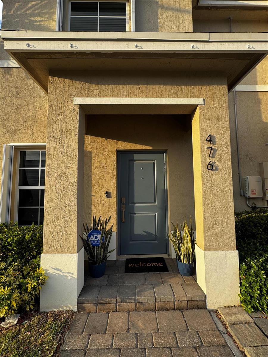 476 2 /  1208 sq. ft. $ 2026-03-24 0 foto