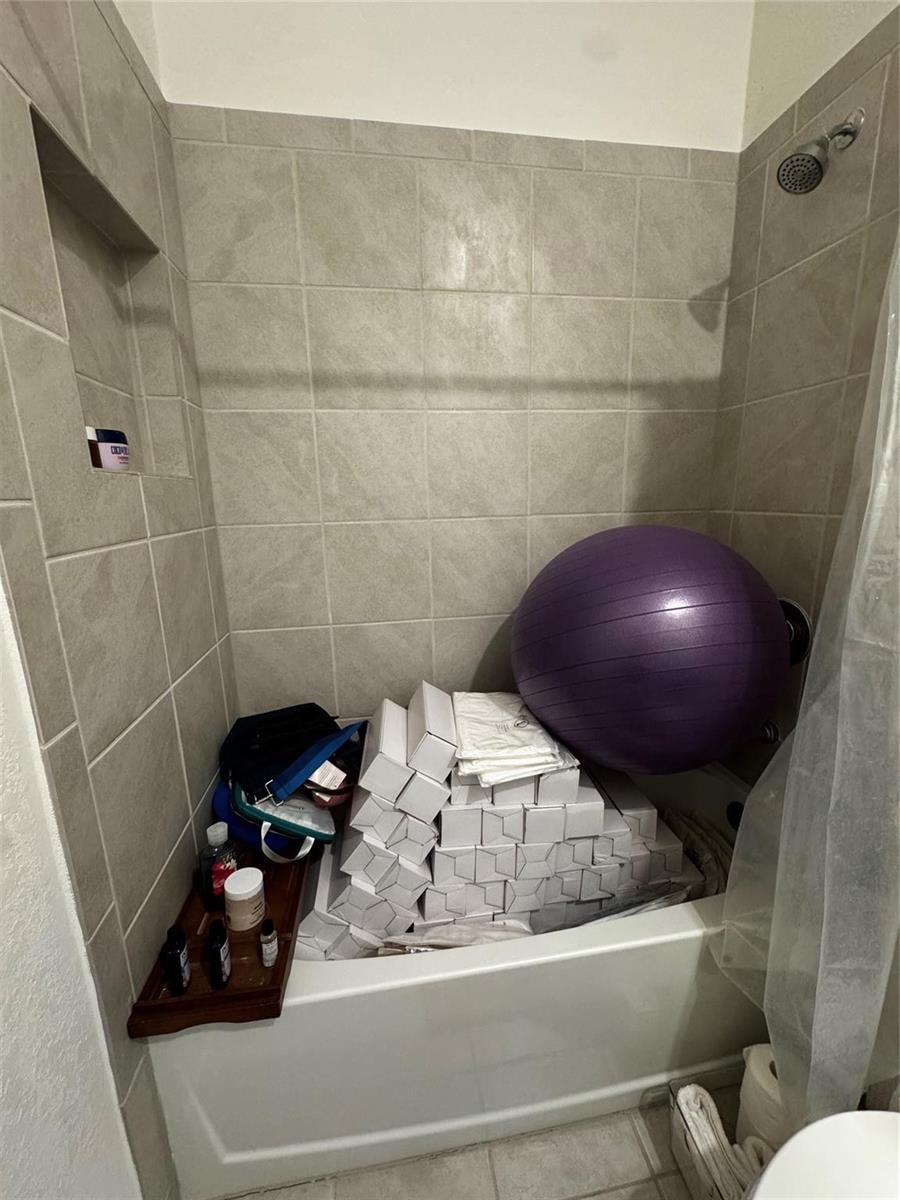 476 2 /  1208 sq. ft. $ 2026-03-24 0 foto