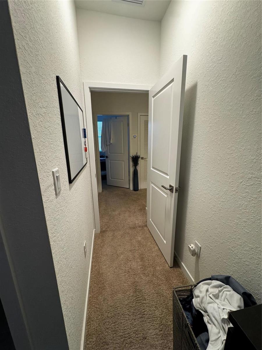476 2 /  1208 sq. ft. $ 2026-03-24 0 foto
