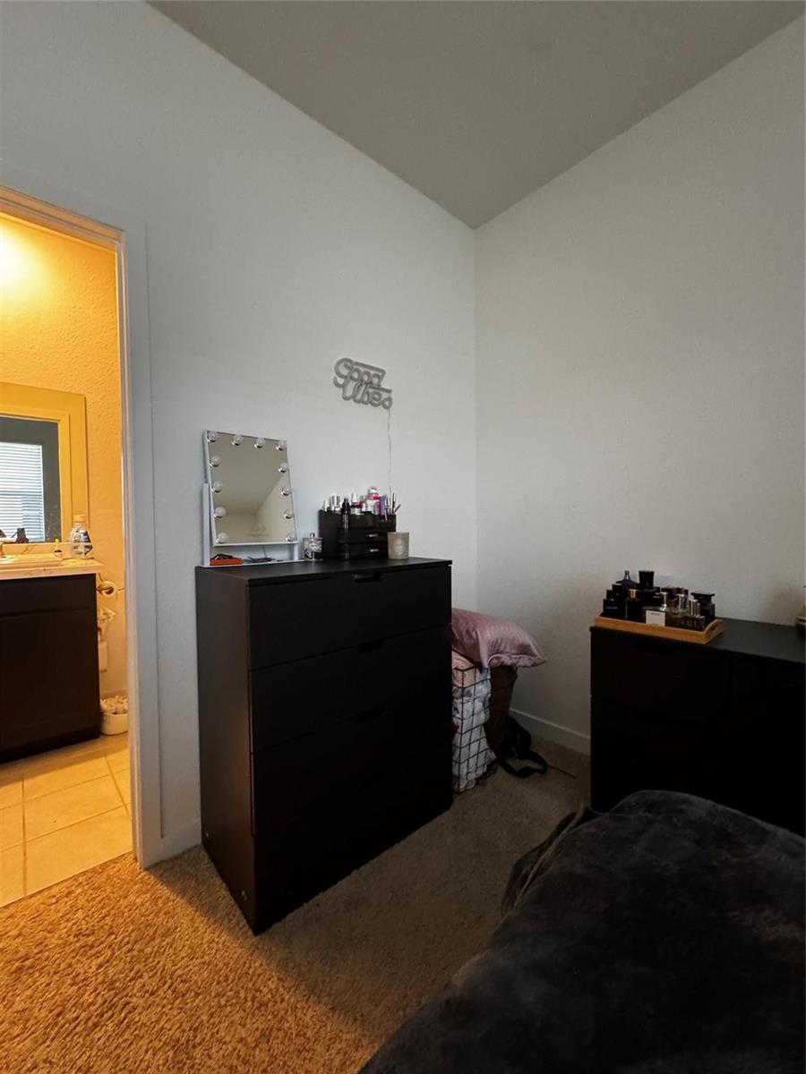 476 2 /  1208 sq. ft. $ 2026-03-24 0 foto