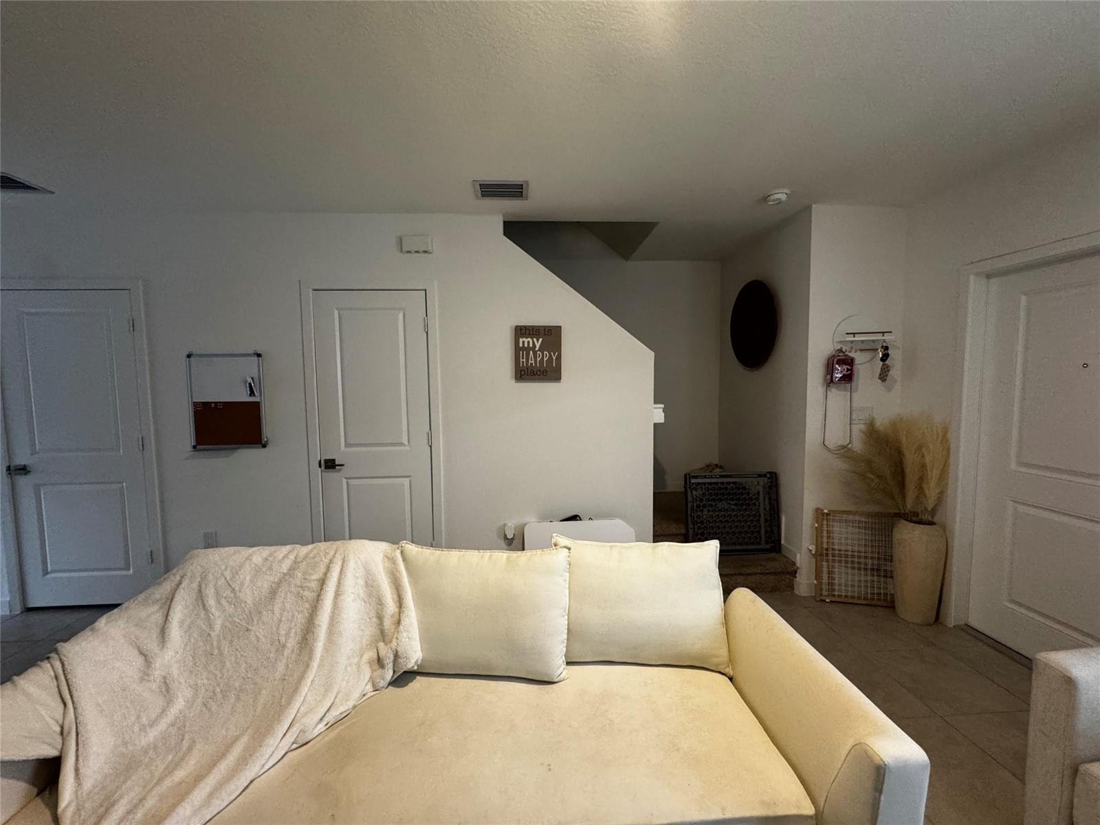 476 2 /  1208 sq. ft. $ 2026-03-24 0 foto