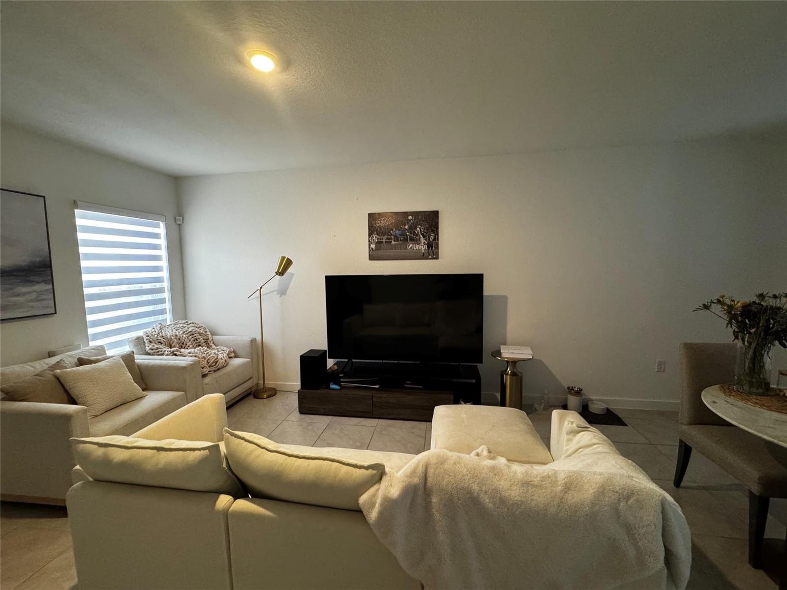 476 2 /  1208 sq. ft. $ 2026-03-24 0 foto