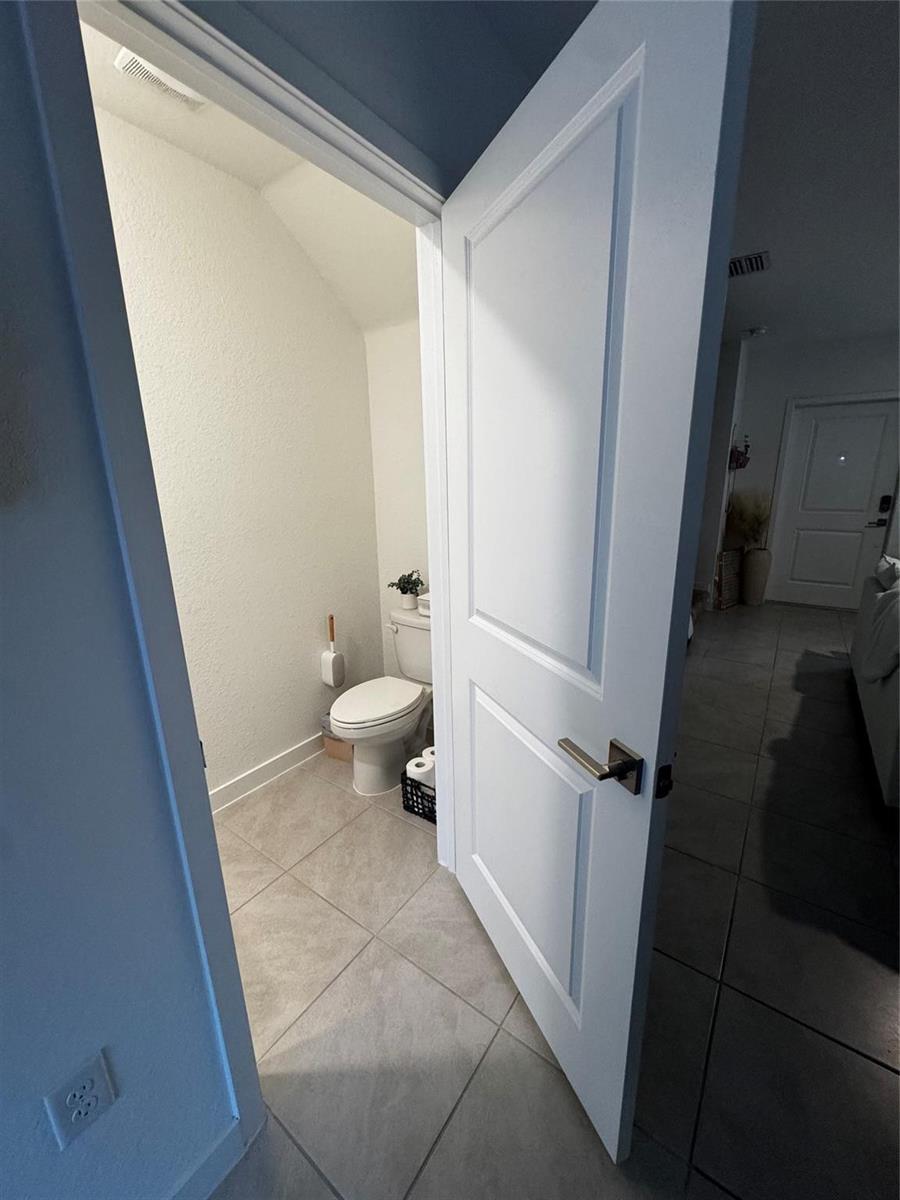 476 2 /  1208 sq. ft. $ 2026-03-24 0 foto