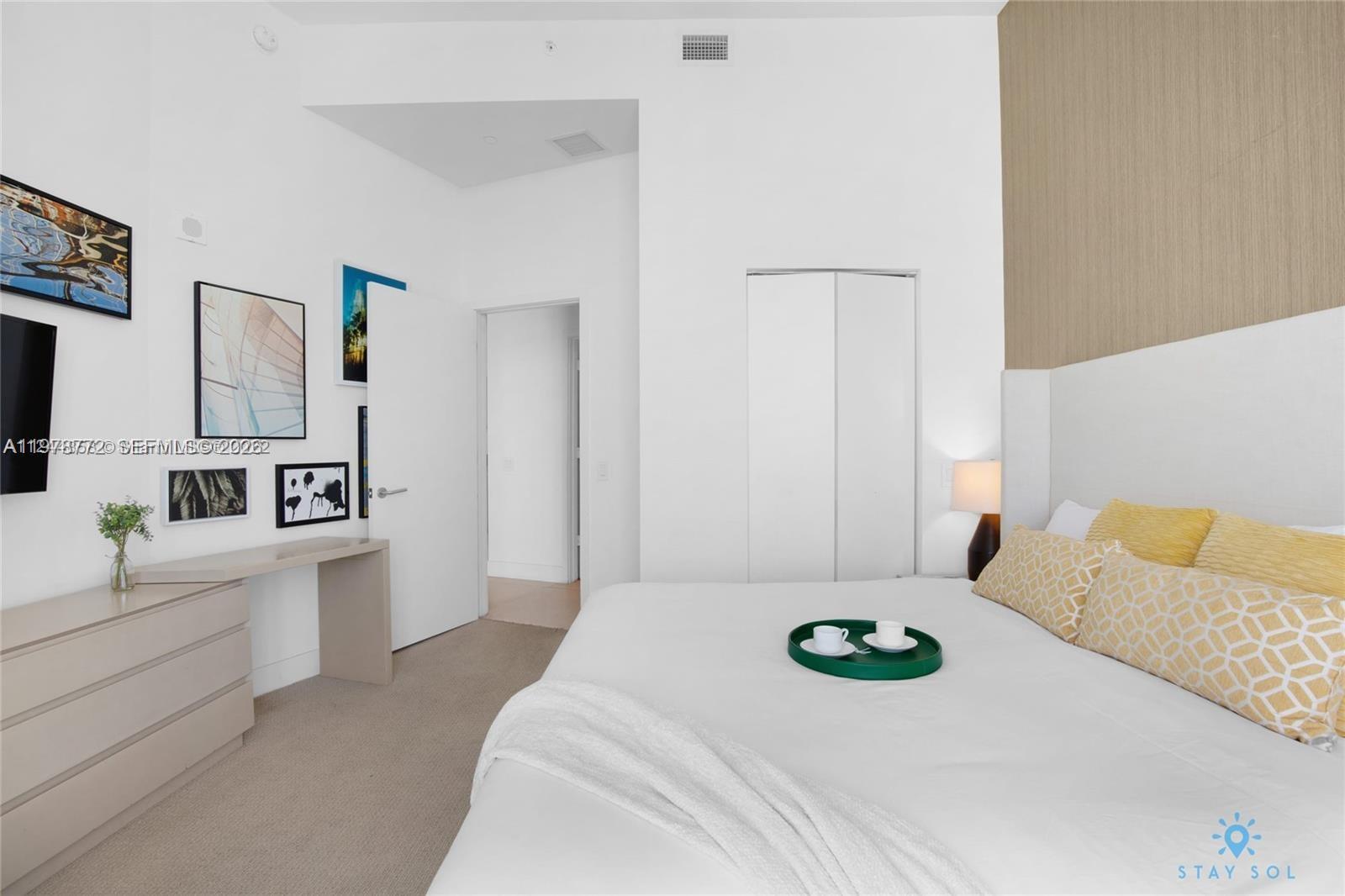 Ver detalles 302 1 / 1 802 sq. ft. $ 2026-03-08 0 foto