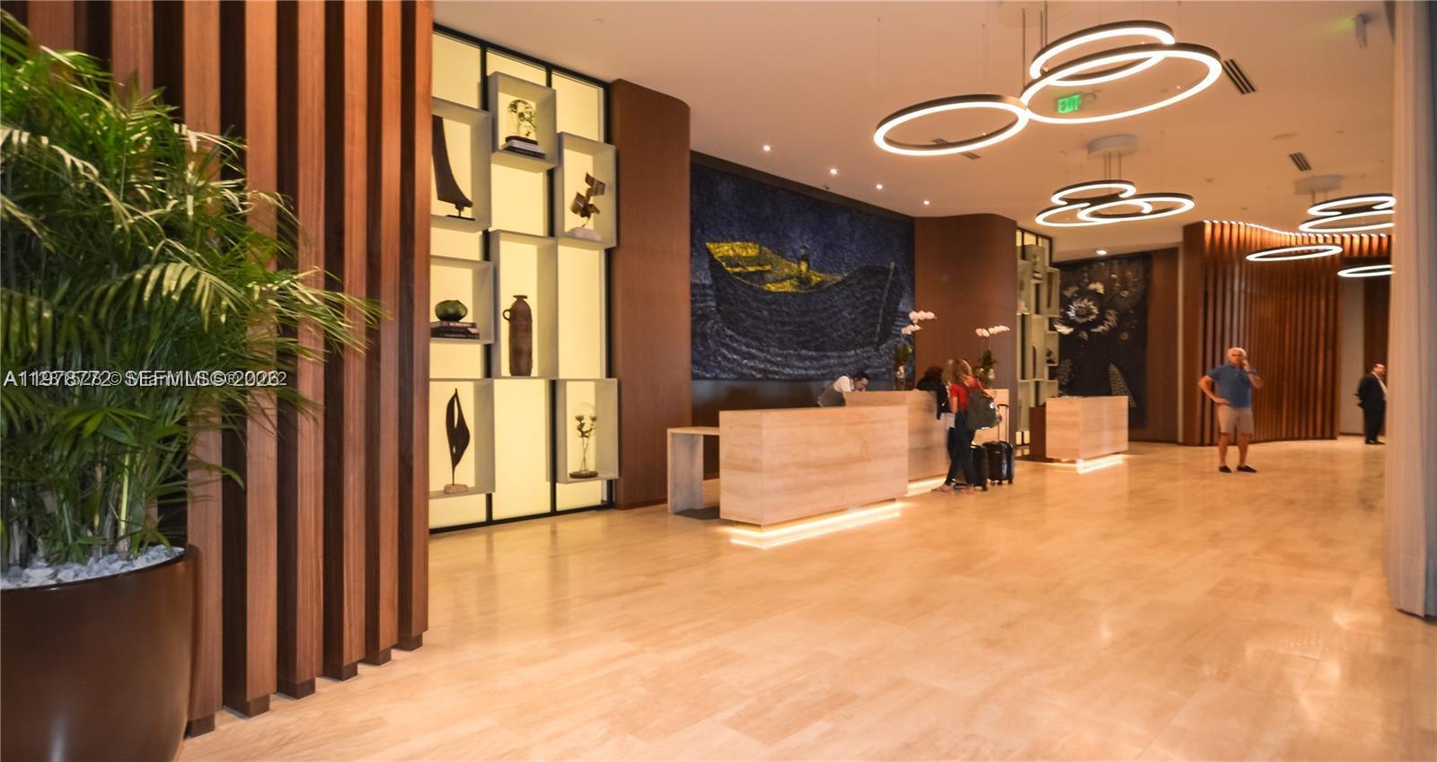 Ver detalles 302 1 / 1 802 sq. ft. $ 2026-03-08 0 foto