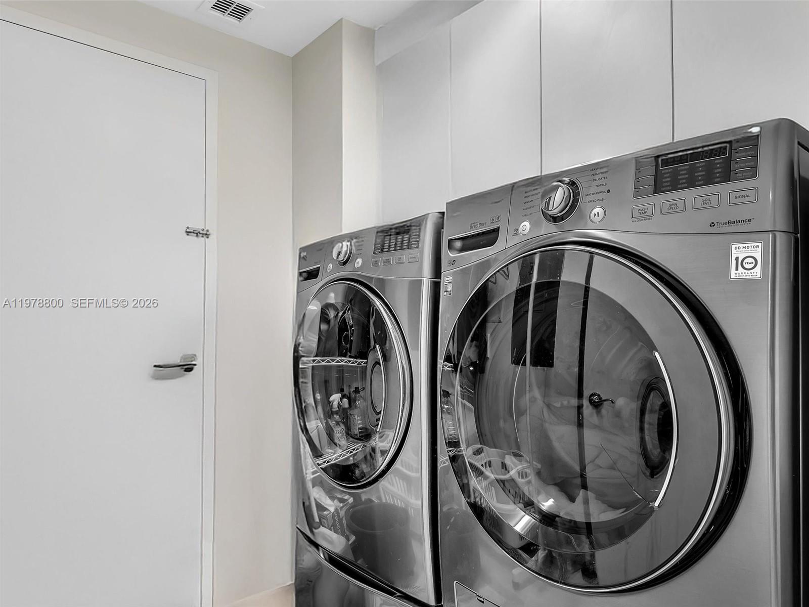 Photo of 3535 Ocean Dr  #905, Hollywood, Florida, 33019 - 