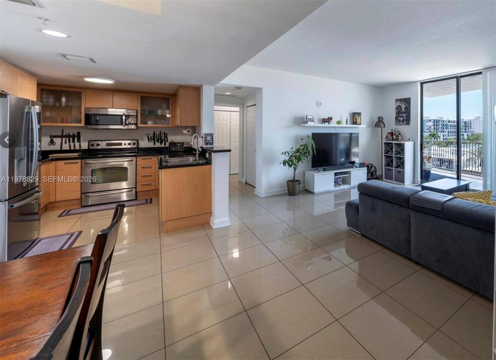 Photo of 140 Dixie Hwy  #719, Hollywood, Florida, 33020 - 