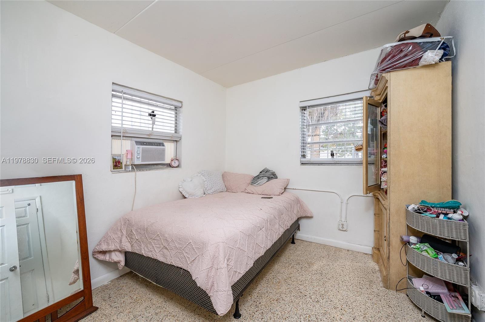   /  1150 sq. ft. $ 2026-03-08 0 foto