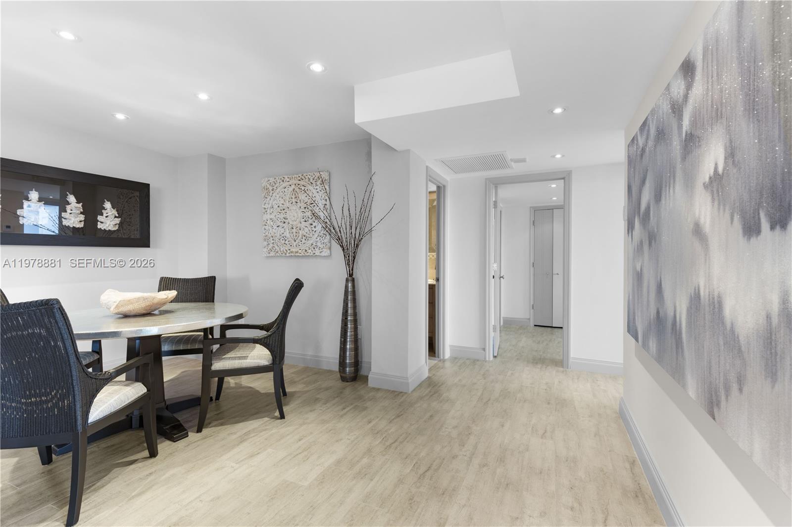 16Q 3 / 3 1740 кв.футов $ 2026-03-08 0 Фото