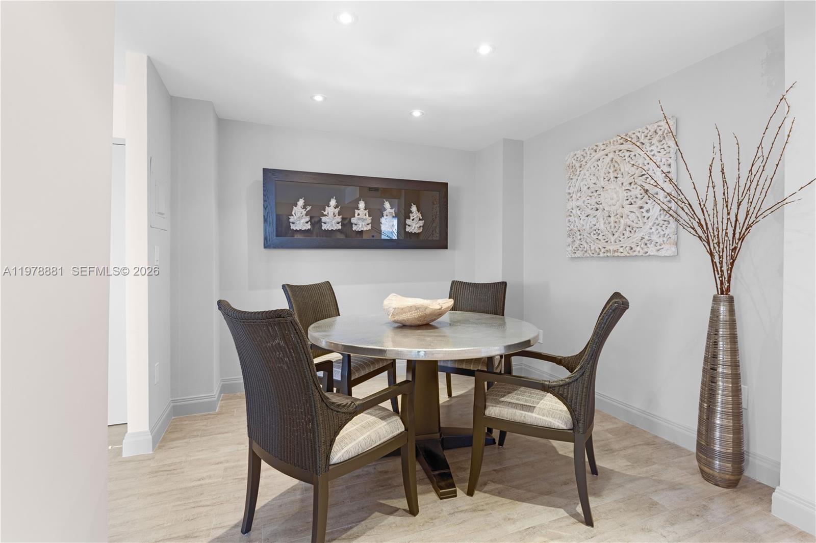 16Q 3 / 3 1740 кв.футов $ 2026-03-08 0 Фото