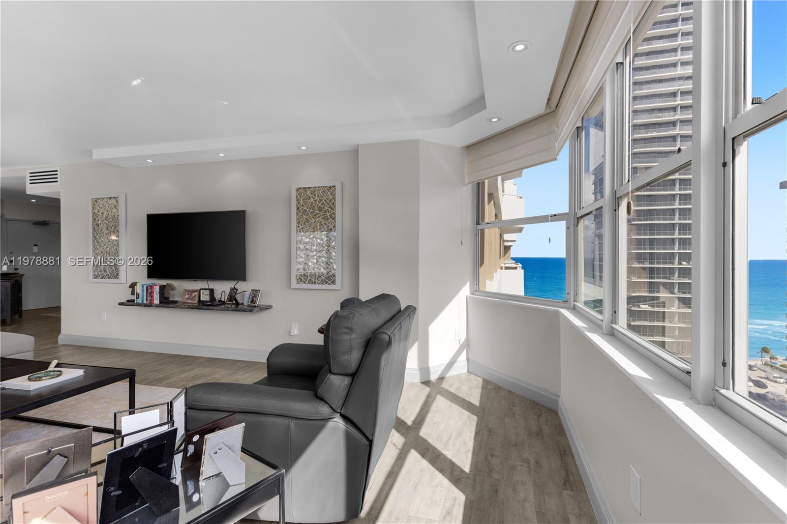 16Q 3 / 3 1740 кв.футов $ 2026-03-08 0 Фото