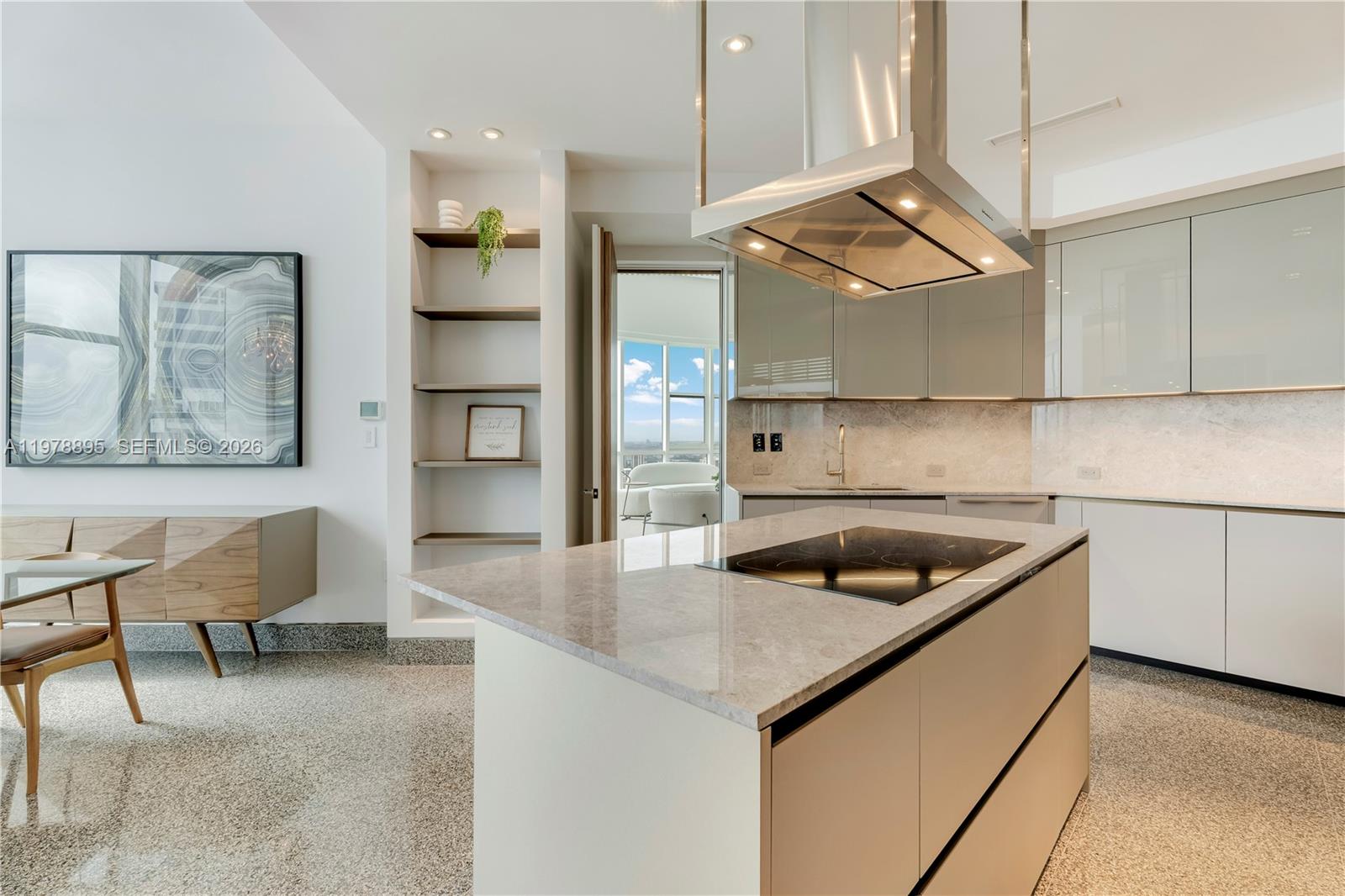 TS1 6 / 5 5727 кв.футов $ 2026-03-08 0 Фото