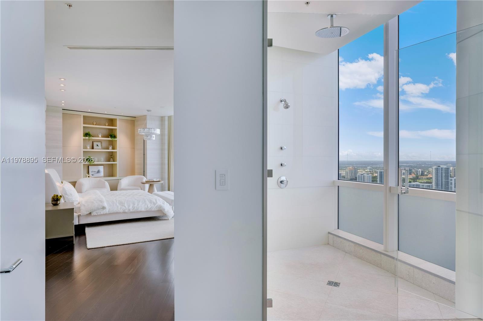 TS1 6 / 5 5727 кв.футов $ 2026-03-08 0 Фото