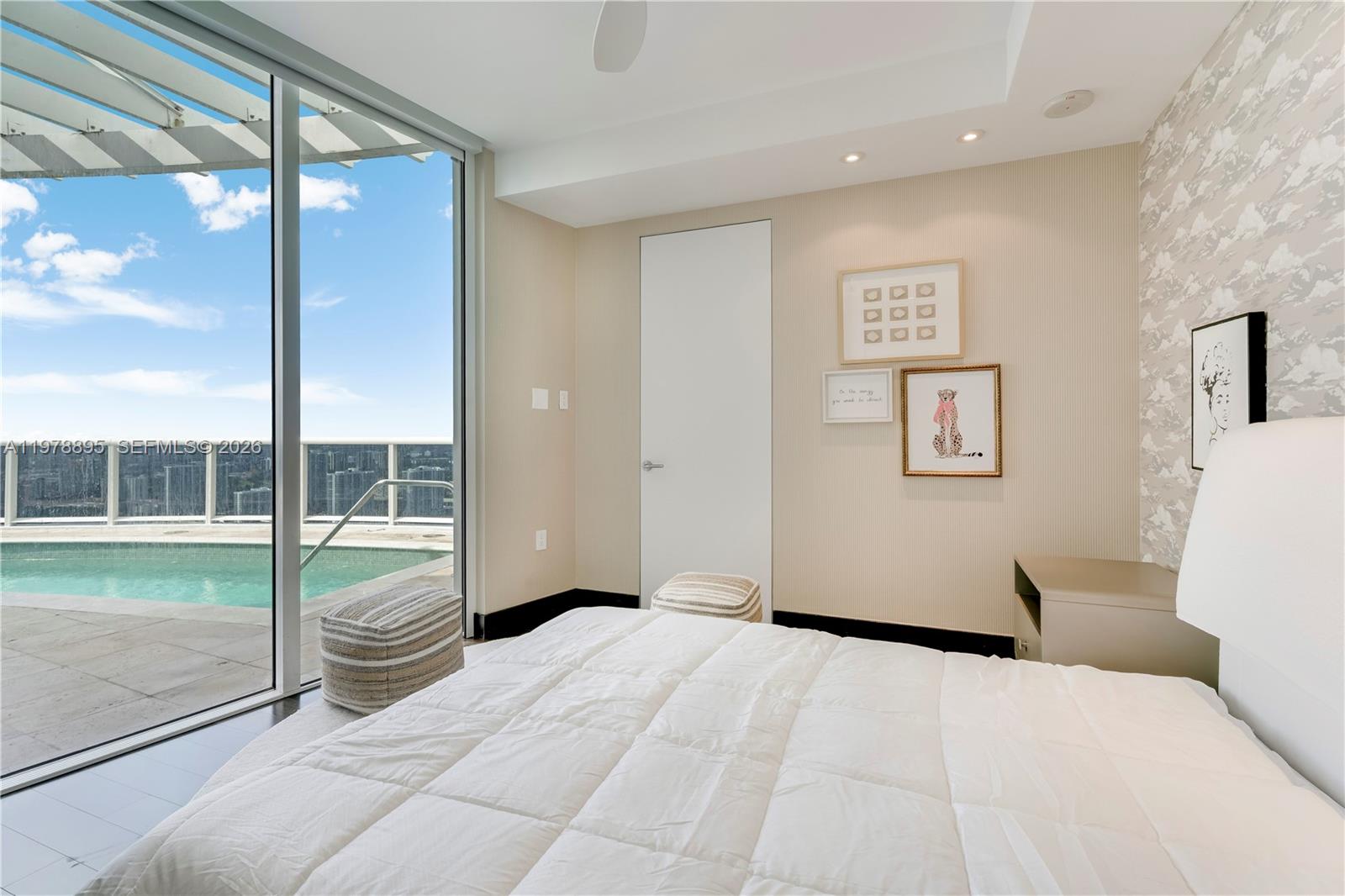 TS1 6 / 5 5727 кв.футов $ 2026-03-08 0 Фото