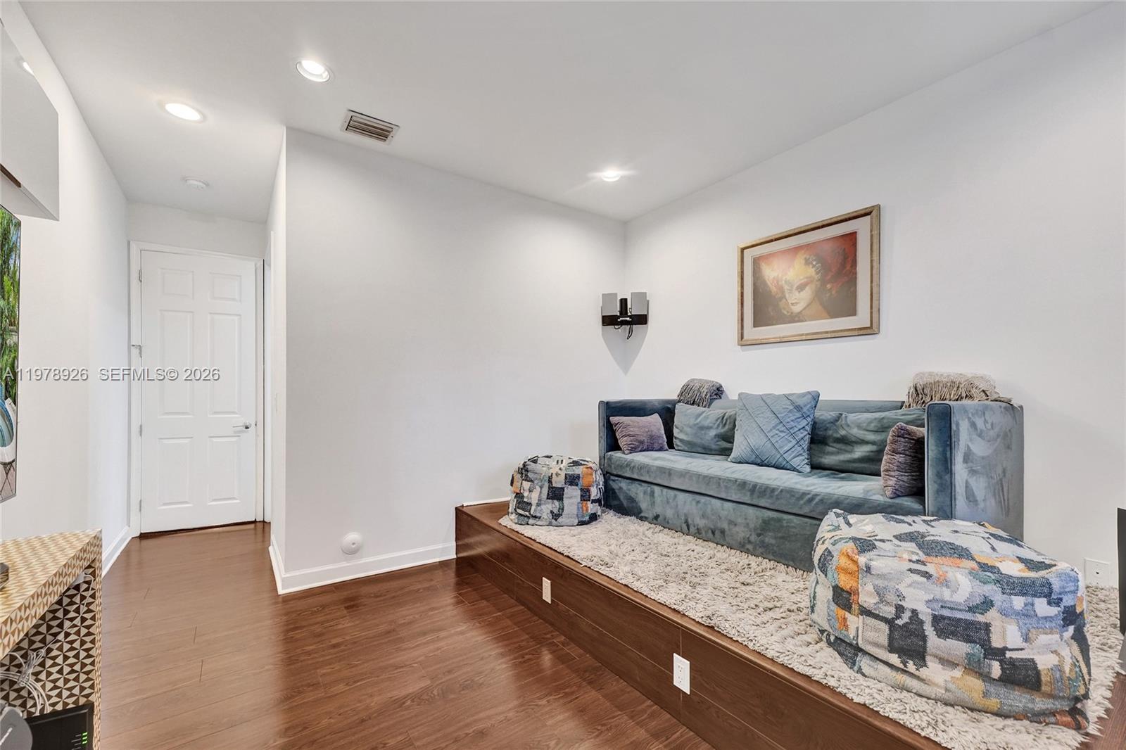 Photo of 19413 38th Ct  (19413), Sunny Isles Beach, Florida, 33160 - 