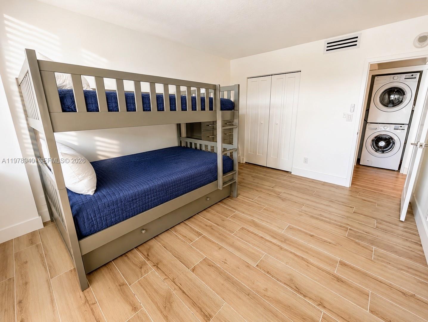 Photo of 2030 Ocean Dr  #1802, Hallandale Beach, Florida, 33009 - PARKER PLAZA ESTATES