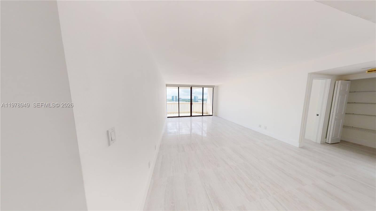 Ver detalles 1812 2 / 2 1350 sq. ft. $ 2026-03-09 0 foto