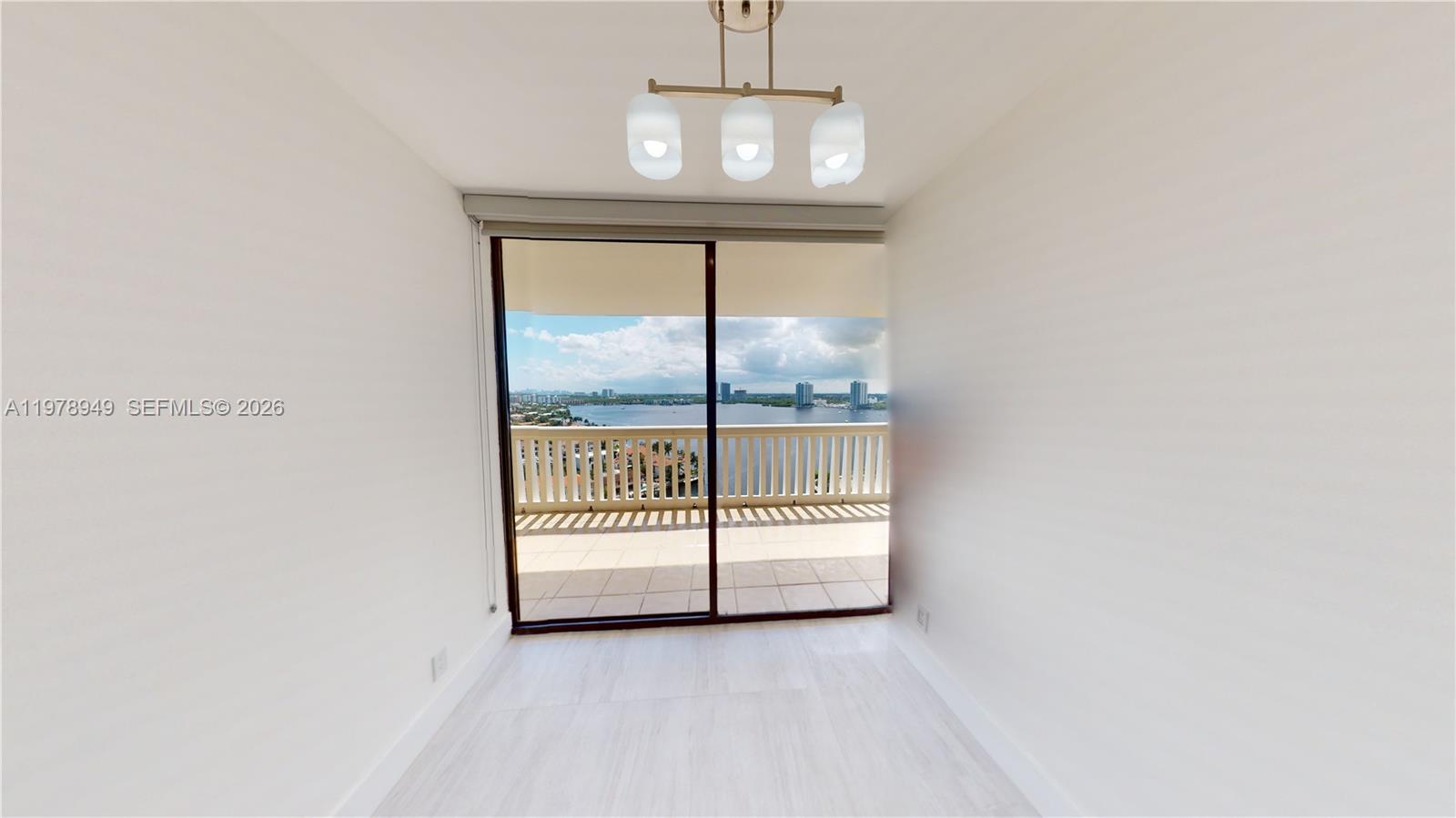 Ver detalles 1812 2 / 2 1350 sq. ft. $ 2026-03-09 0 foto