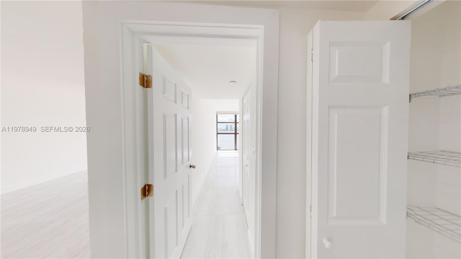 Ver detalles 1812 2 / 2 1350 sq. ft. $ 2026-03-09 0 foto