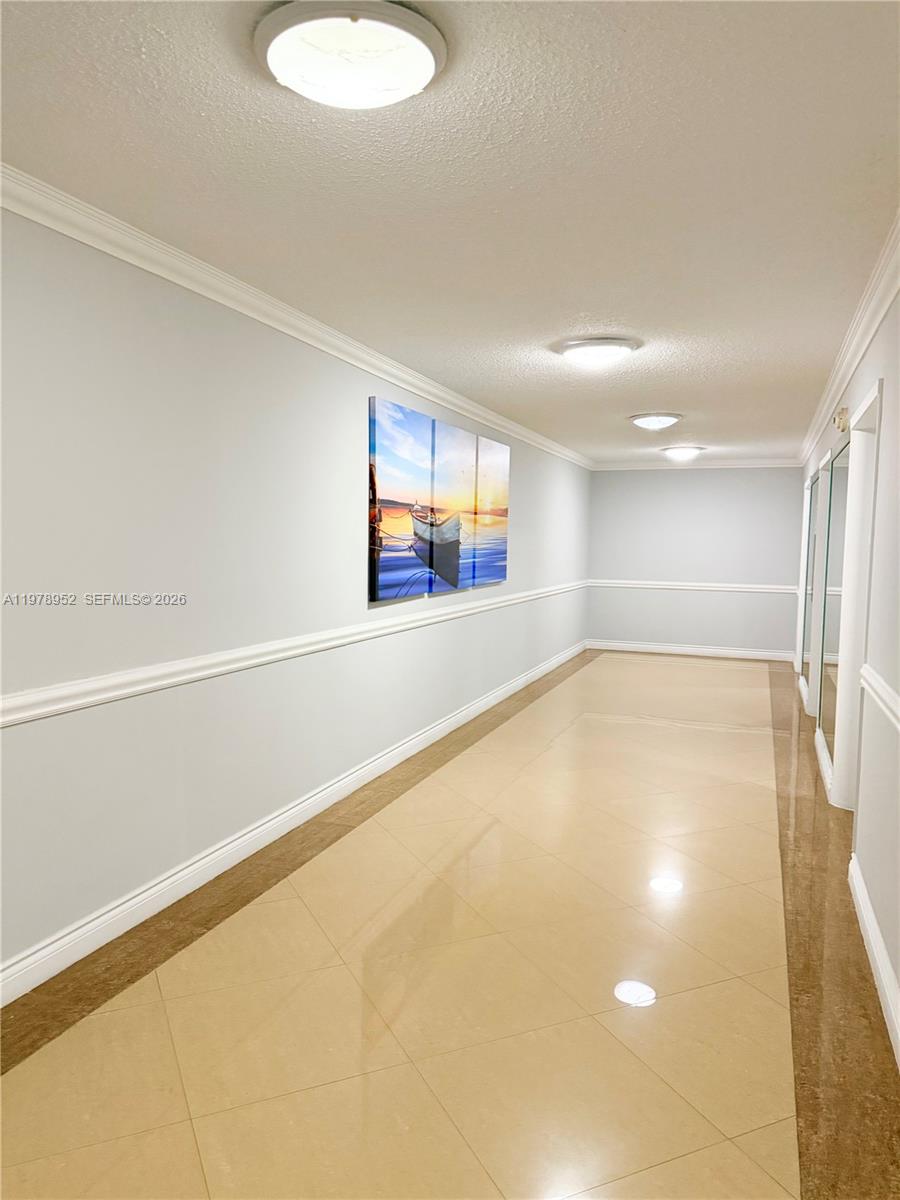 Photo of 3725 Ocean Dr  #521, Hollywood, Florida, 33019 - 