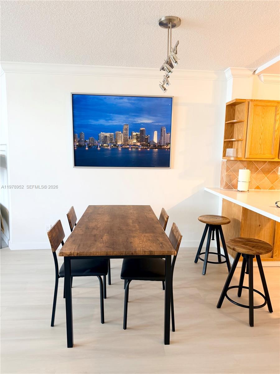 Photo of 3725 Ocean Dr  #521, Hollywood, Florida, 33019 - 