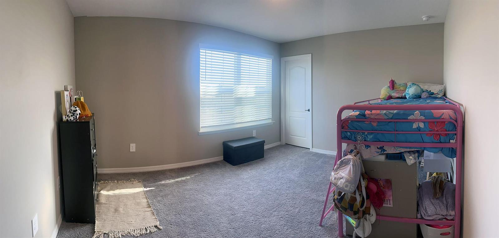 10638 5 /  3230 sq. ft. $ 2026-08-13 0 foto