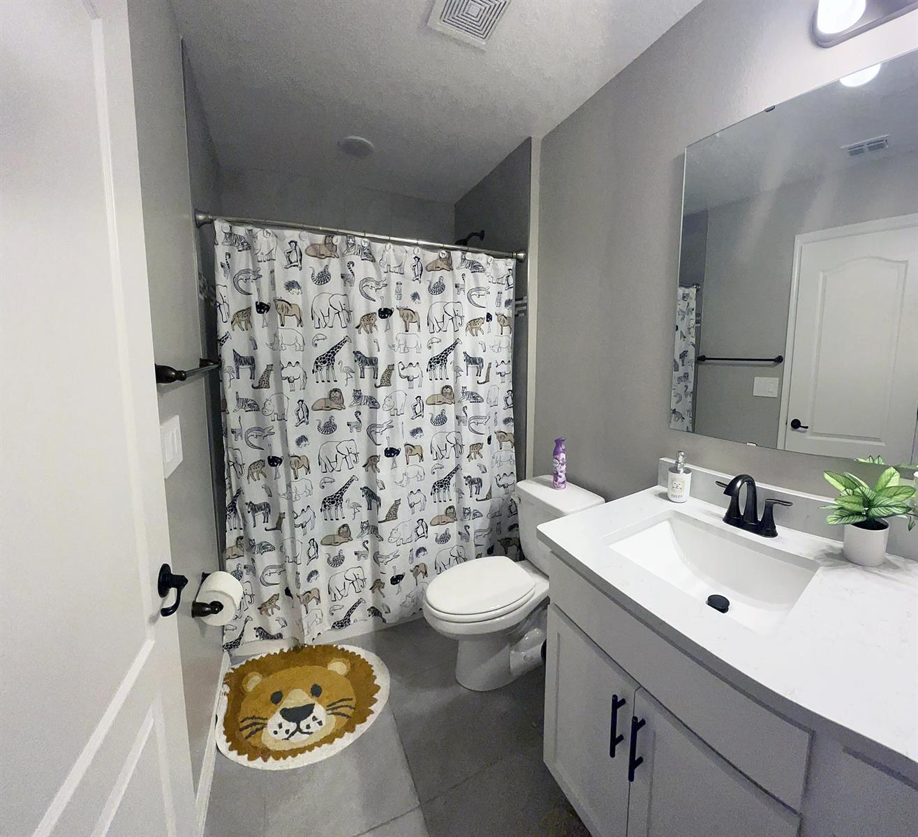10638 5 /  3230 sq. ft. $ 2026-08-13 0 foto