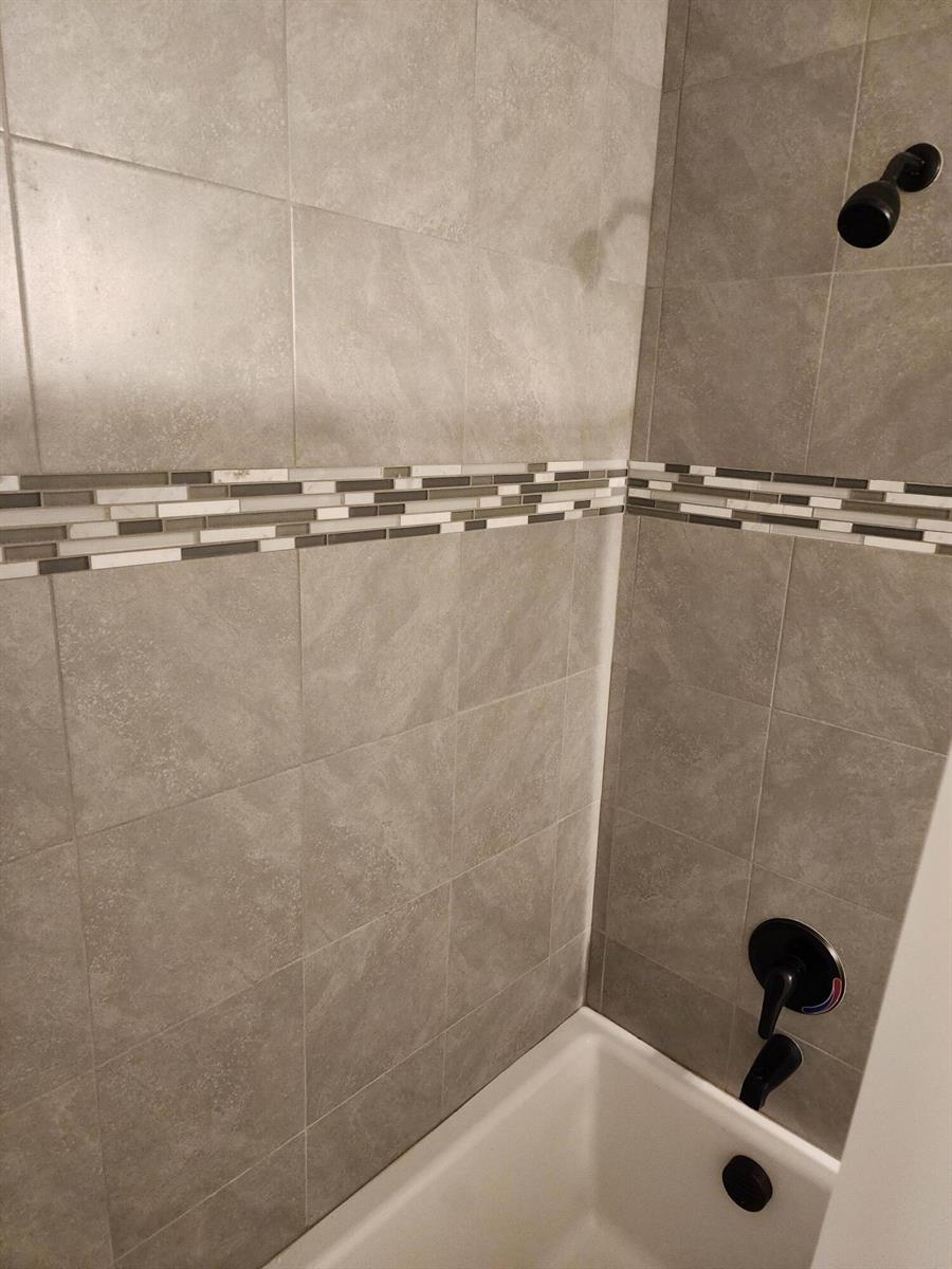 10638 5 /  3230 sq. ft. $ 2026-08-13 0 foto