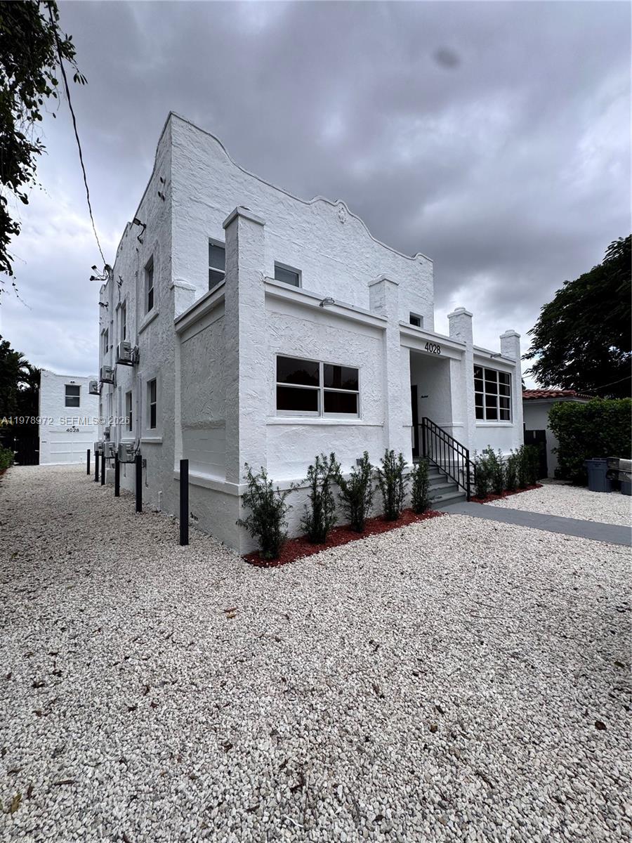   /  3836 кв.футов $ 2026-03-09 0 Фото