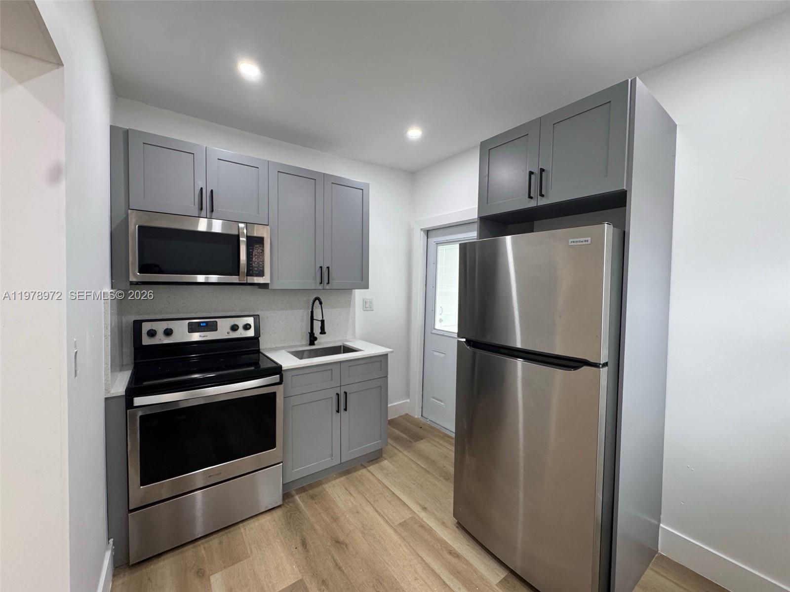   /  3836 кв.футов $ 2026-03-09 0 Фото