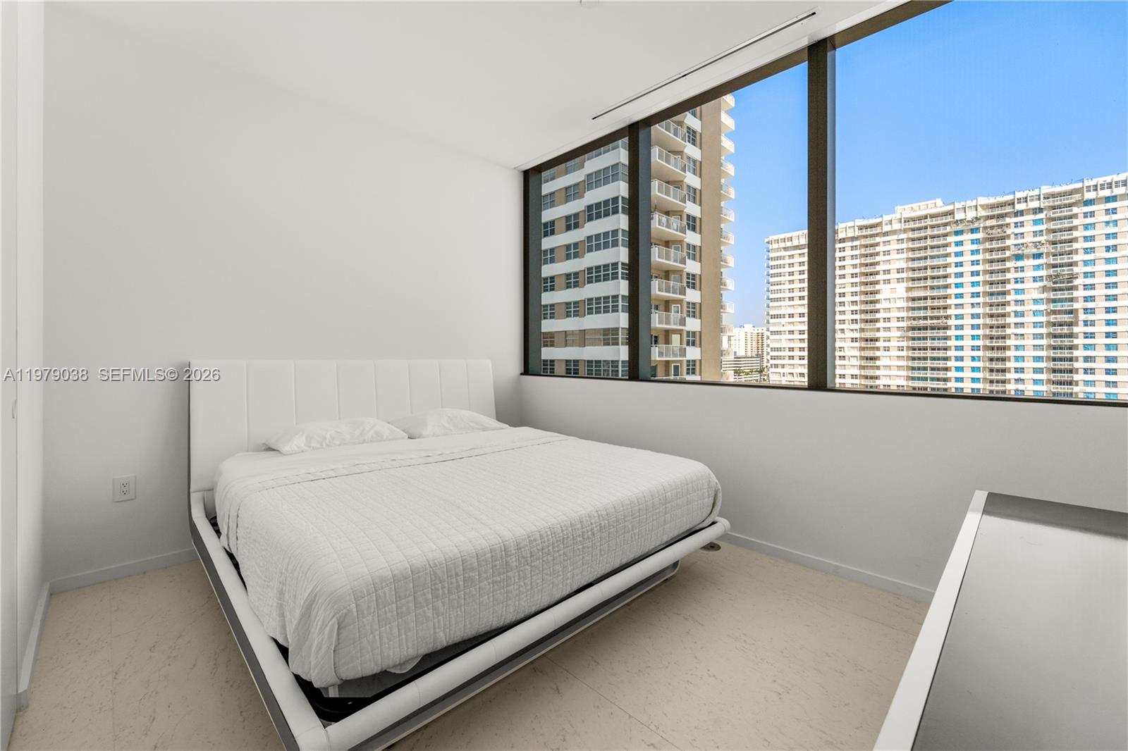 See details 8A 3 / 4 2530 sq. ft. $ 2026-03-09 0 Photo