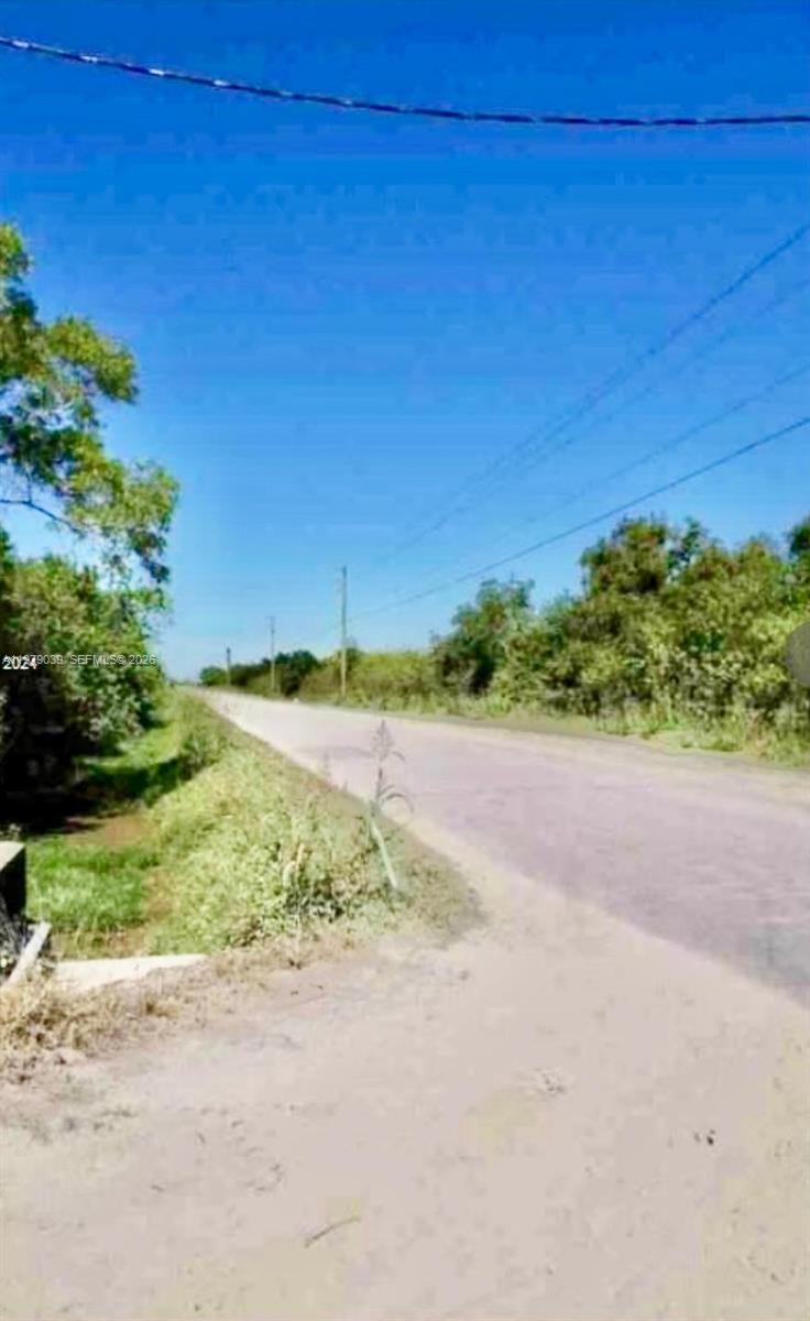 Подробнее / кв.футов $ 2026-03-09 0 Фото