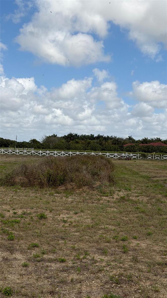 Ver detalles / sq. ft. $ 2026-03-09 0 foto