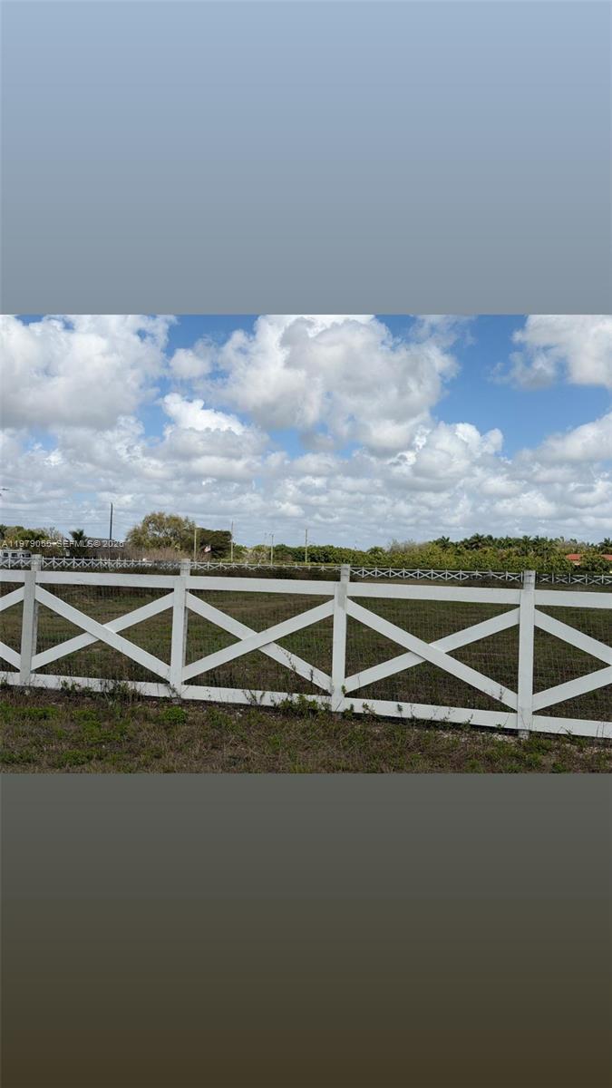 Ver detalles / sq. ft. $ 2026-03-09 0 foto